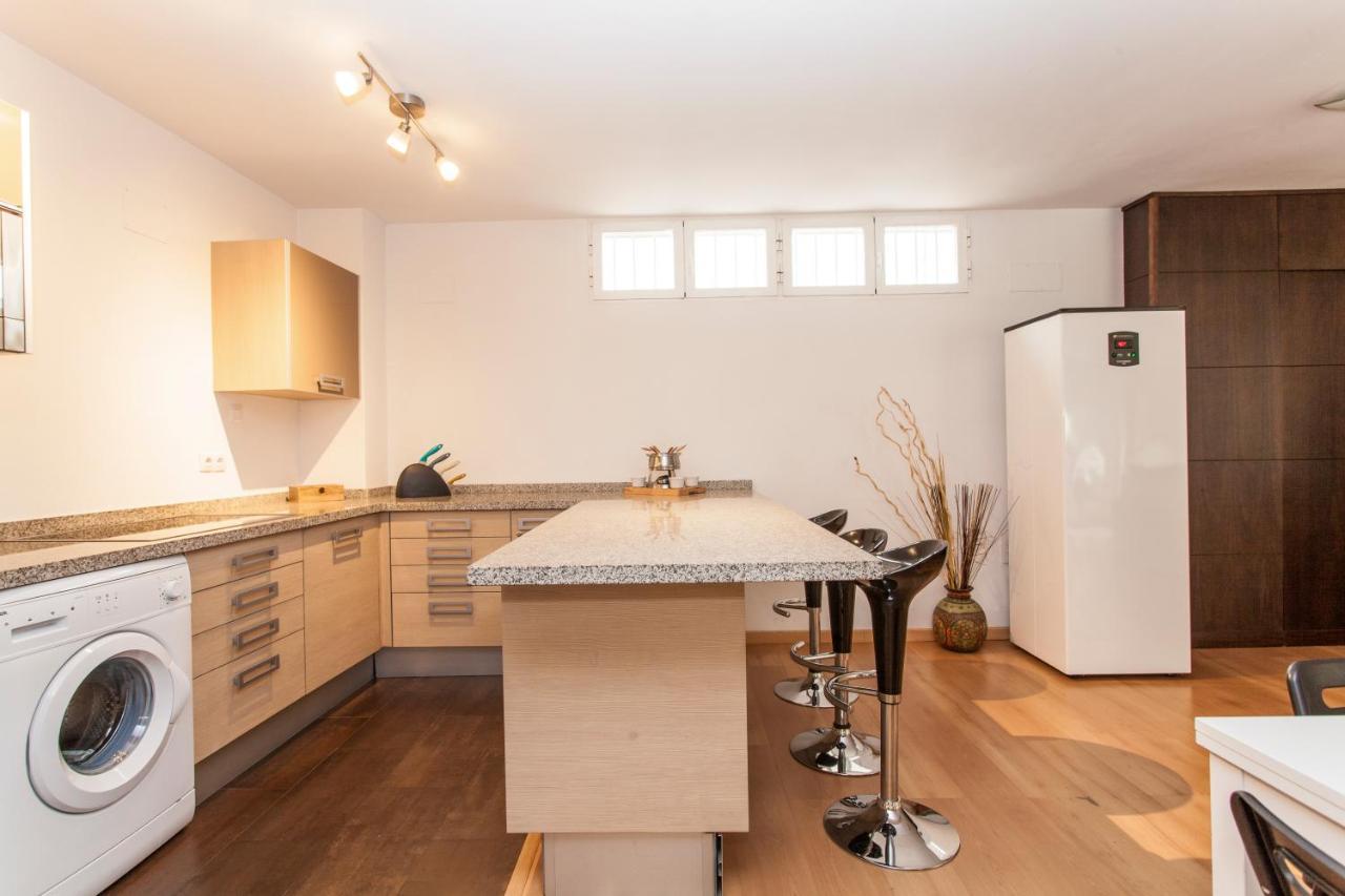 شقة Lf Parking Incluido Amplio Loft En Barrio Santa Cruz إشبيلية المظهر الخارجي الصورة